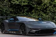 -红蓝血战，红牛二队绝地反杀雷诺，拉塞尔一骑绝尘定乾坤
