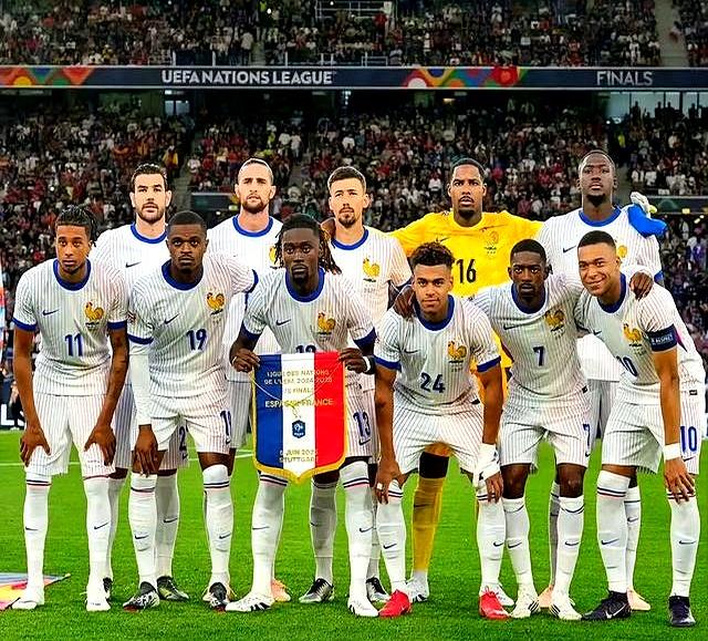 包含法国队凭借良好表现持续升温德国队压力山大的词条 包含法国队凭借良好表现持续升温德国队压力山大的词条