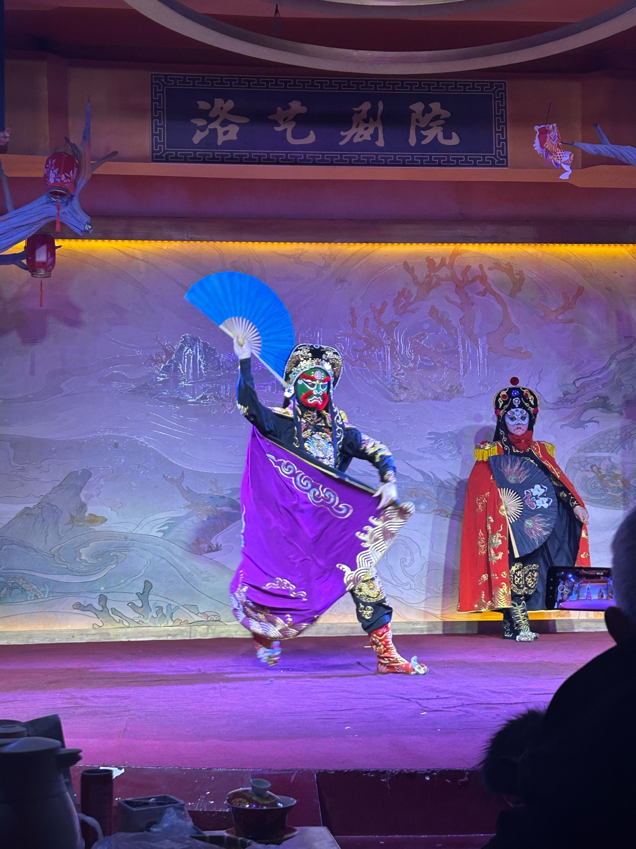 精彩表现令人回味无穷,赛场上好戏连连 精彩表现令人回味无穷,赛场上好戏连连