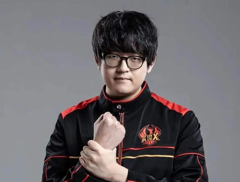 TL血洗FPX，Faker关键制胜