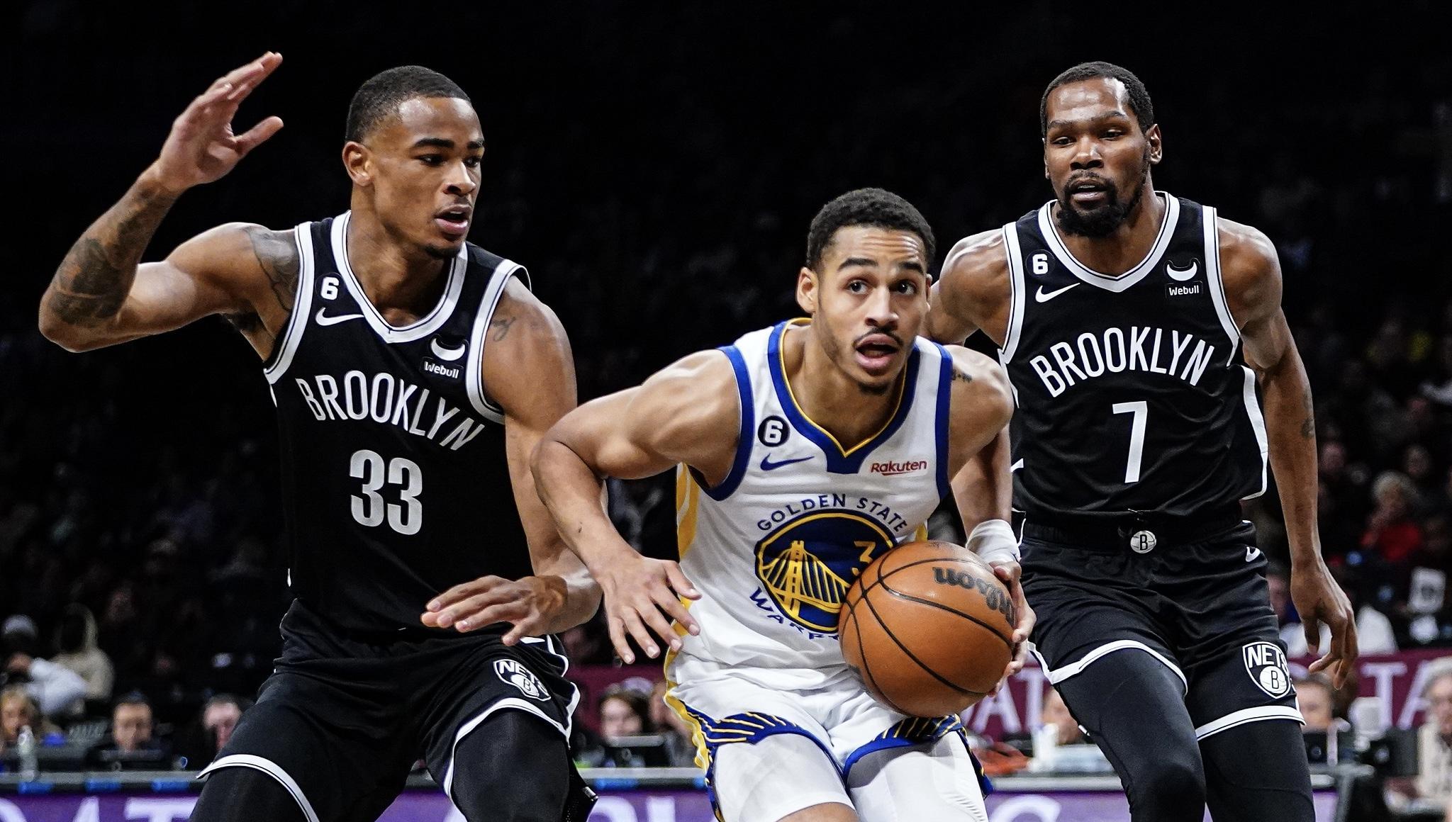 勇士大胜篮网，保持不败